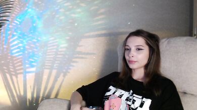 Maribett - Porn Video [Bongacams]: lively broadcaster, sensational physique, quivering surrender