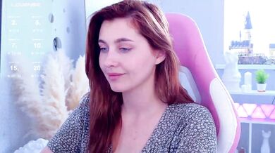 HoneyCherry - Porn Video [Bongacams]: seductive mounds, quivering passion, busty