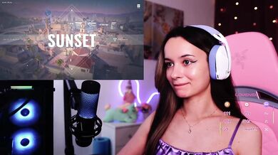 JuicyAngel - Porn Video [Bongacams]: sensuous moans, dynamic broadcaster, voluptuous surrender