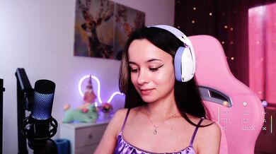 JuicyAngel - Porn Video [Bongacams]: sensuous moans, dynamic broadcaster, voluptuous surrender