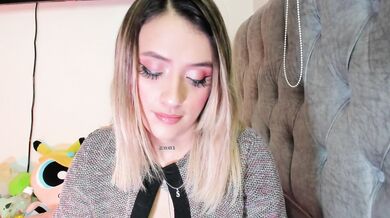 Sabrina_Cole - Porn Video [Cam4]: lovely mounds, exquisite buttocks, charming enchantment