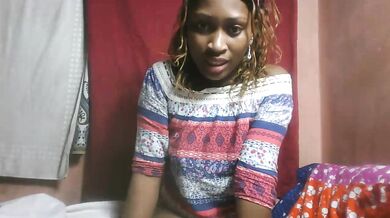 Elina42 - Porn Video [Cam4]: voluptuous ass, popular internet personality, angelic seductress