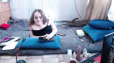 Julia-79 - Porn Video [Bongacams]: perfectly shaped assets, searing moans, mesmerizing beauty