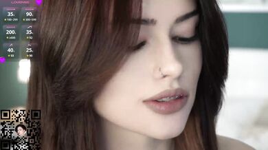 LynnaBetter - Porn Video [Cam4]: dynamic host, charming cam slut, instagram