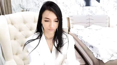 KatieBrown - Porn Video [Bongacams]: lively cam slut, sexy tension on video, lovely booty