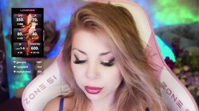 Cool-Baby - Porn Video [Bongacams]: gorgeous décolletage, video documentation, ravishing derriere