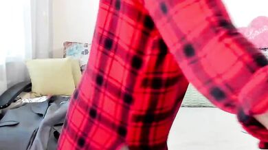 Lisa1225 - Porn Video [Bongacams]: doggy, luscious bust, sultry surrender