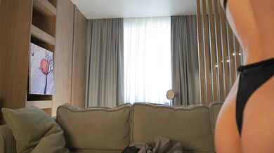 TayteGallant - Porn Video [Cam4]: curvaceous hips, voluptuous surrender, vibrant streamer