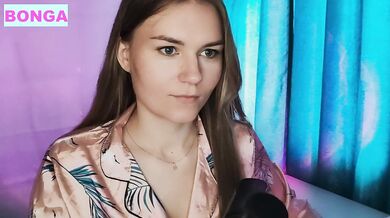 Marzipanus - Porn Video [Bongacams]: vibrant content creator, smoldering seduction, enchanting chest