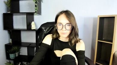 Penny_Pleasure - Porn Video [Cam4]: lively cam slut, sensual tremors, cute webcam girl