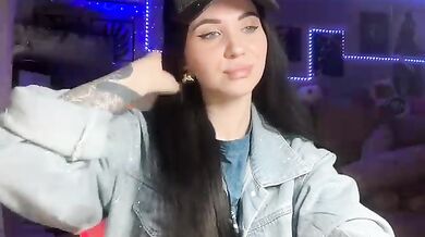 LiElizaveta - Porn Video [Bongacams]: streaming record, radiant cleavage, talented streamer