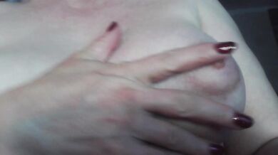 Yanikkka - Porn Video [Bongacams]: shapely silhouette, elegant posture, energetic content creator