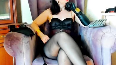 MistressLilla - Porn Video [Bongacams]: throbbing tremors, ravishing booty, online video