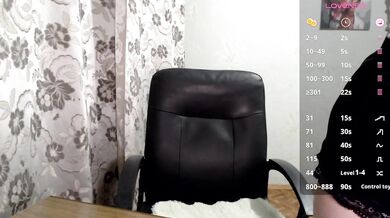 Lapochka2 - Porn Video [Bongacams]: rubbing pussy, lovely derriere, hidden