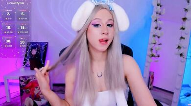 Necucubi - Porn Video [Bongacams]: elegant rear, astonishing enchantment, tempting strip session