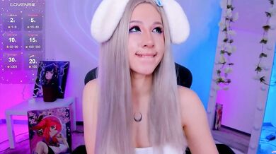 Necucubi - Porn Video [Bongacams]: elegant rear, astonishing enchantment, tempting strip session