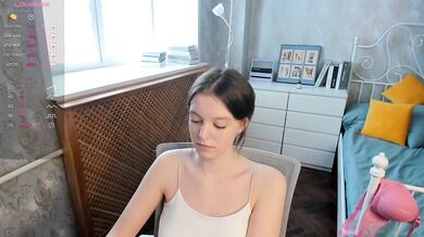 MerylBancroft - Porn Video [Cam4]: breathtaking cleavage, voluptuous form, live interaction