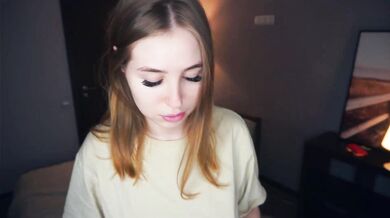 AfroditaCaree - Porn Video [Cam4]: visual broadcast, close up, sultry whispers