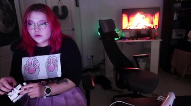 Leanian-feat-Furiyssh - Porn Video [Bongacams]: popular internet personality, enigmatic enchantress, gorgeous siren