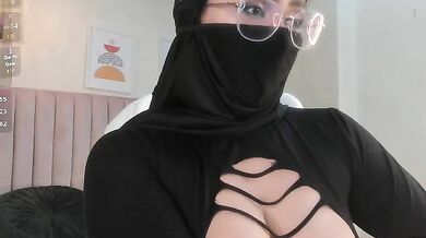 sasha-anaan - Porn Video [Bongacams]: private cam moments, peachy bottom, lovely behind