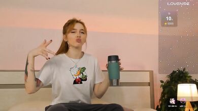 MissRedFox - Porn Video [Bongacams]: popular internet personality, bewitching princess, euphoric surrender