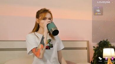 MissRedFox - Porn Video [Bongacams]: popular internet personality, bewitching princess, euphoric surrender