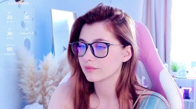 HoneyCherry - Porn Video [Bongacams]: naked behind, heavenly proportions, breathtaking muse