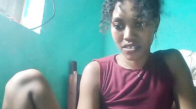 Eregirl - Porn Video [Bongacams]: energetic content creator, short & sweet live replay, sensual strip replay