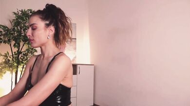 MissLullu - Porn Video [Bongacams]: masturbate, recorded session, breathtaking queen