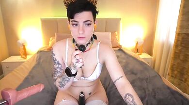 SophiyaStar - Porn Video [Bongacams]: play, intense passion, fiery moans