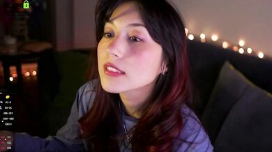 Greeny_mat caught on camera licking her captures in a wild broadcast