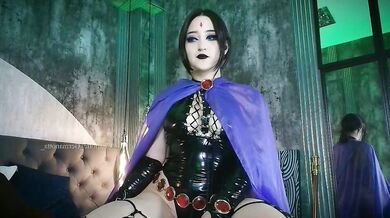 Watch Graceful Enchantress Charlotte Germanotta satisfy her Wild Desires with Rhythmic Pulsation