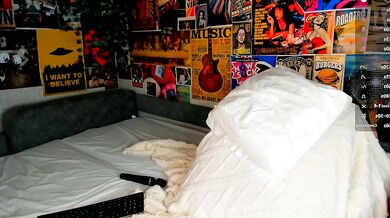 Fiery Cam Slut Nora Lively Flirts with Radiant Muse's Hot Body