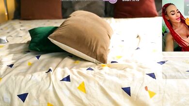 Watch Lorettelorenaa's hot flashes on Adult Flashing Ass Web cam!