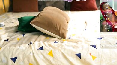 Watch Lorettelorenaa's hot flashes on Adult Flashing Ass Web cam!