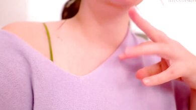 Serareads is the ultimate solo video for those times when you need a little extra pleasure