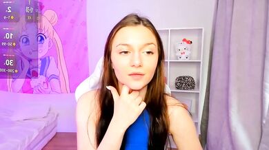 Miavixxenn's mesmerizing seduction will blow your mind with her stunning curves and stunning mind