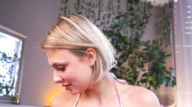 Darlinechapel's Exquisite Model prostitute goes wild on cam