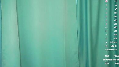 Watch coventinaashfield's stunning body in stunning action, featuring her sexy legs and doggy-style play.