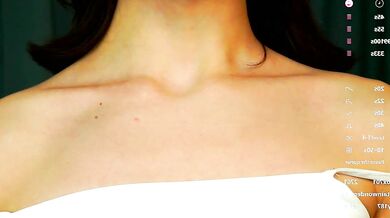 Watch coventinaashfield's stunning body in stunning action, featuring her sexy legs and doggy-style play.