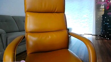 Kerelai's Recorded Session: Beautiful Sculpted Beauty Lusciously Observes You