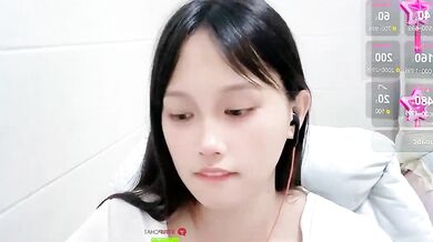 Watch xunian71O's private sex tape with her petite-teens cam girl and Chinese cam girl in heels