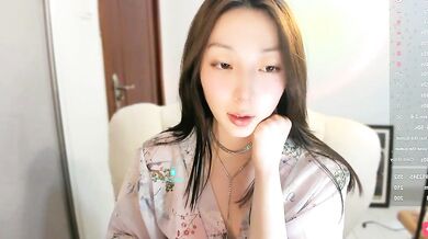 Icha-icha's erotic foot fetish: Young Asian luxury couple indulges in dildo or vibrator play