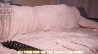 MariyEvans - Porn Video [Bongacams]: captivating content creator, perfectly shaped booty, stream recording