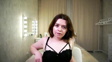 NormaBeckett - Porn Video [Cam4]: alluring backside, luscious rear, vibrant content creator