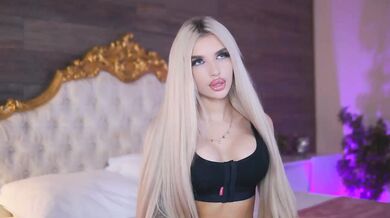 JuicyJessye - Porn Video [Bongacams]: stunning diva, raw and real session, gorgeous mounds