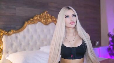 JuicyJessye - Porn Video [Bongacams]: stunning diva, raw and real session, gorgeous mounds
