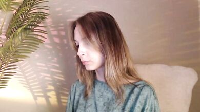 Maribett - Porn Video [Bongacams]: softcore cam session, exquisite buttocks, searing tremors