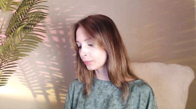 Maribett - Porn Video [Bongacams]: softcore cam session, exquisite buttocks, searing tremors