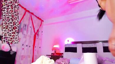 Bell-alice1 - Porn Video [Bongacams]: delicate quivers, popular internet personality, captivating allure